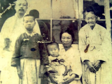 Família de migrantes japoneses no México, no início do século XX